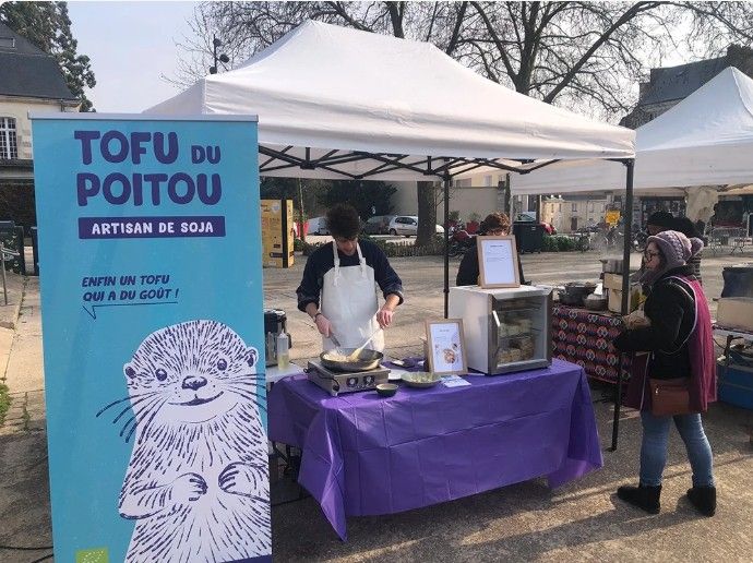 Tofu du Poitou has a stand at the Notre-Dame market in Poitiers every Saturday morning tofu-du-poitou-stand